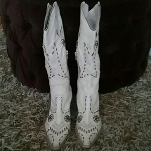 BCBG cowgirl boots