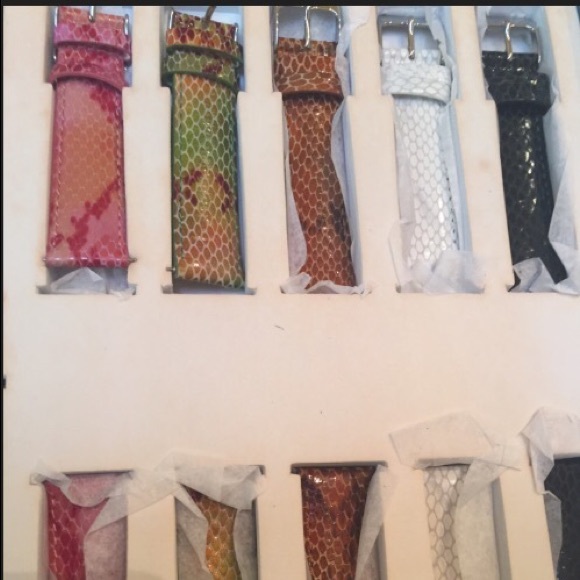 ?SALE! Crystal Watch Set With 6 Leather Bands! main image 4