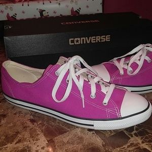 Women's converse