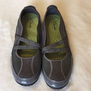 Clarks Privo flats - grey