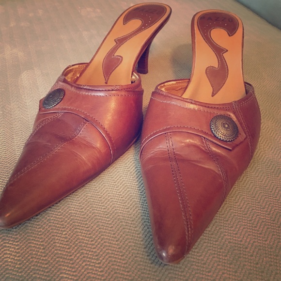 Pazzo slipper heels