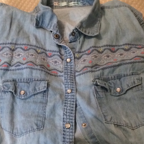 Maurice's Denim long sleeve button up