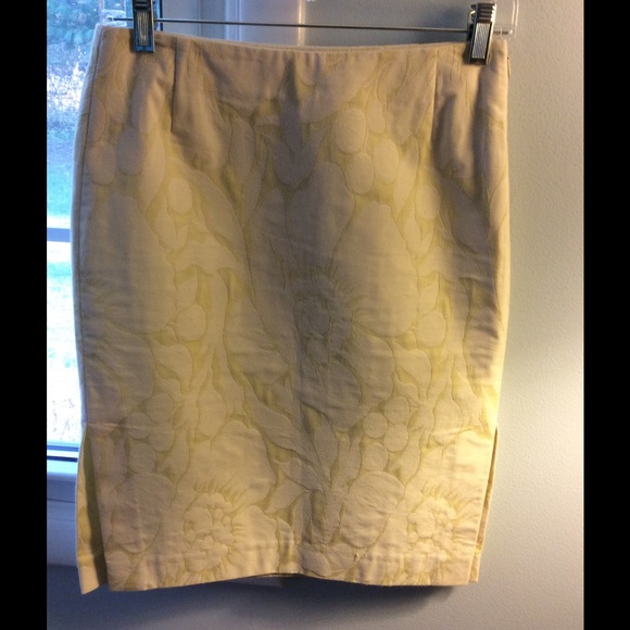 J. Crew pencil skirt, 27" waist, 22" length