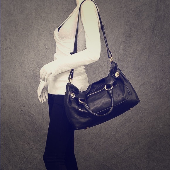 Marc Jacobs Black Leather Mercer East/West Bag