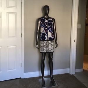 Size 4 Forenza dress-multicolored mini with zipper