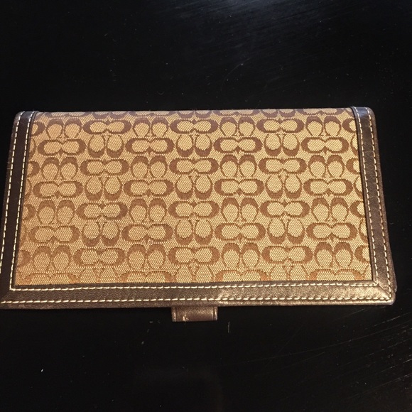 COACH- barely used check book cover