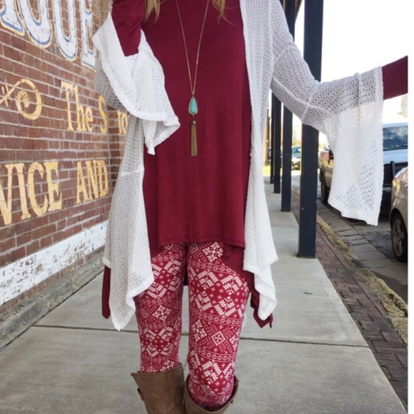 Snowflake Leggings - Picture 2 of 2