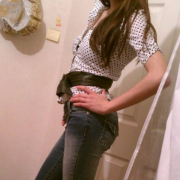 White polka dot blouse - Picture 2 of 2