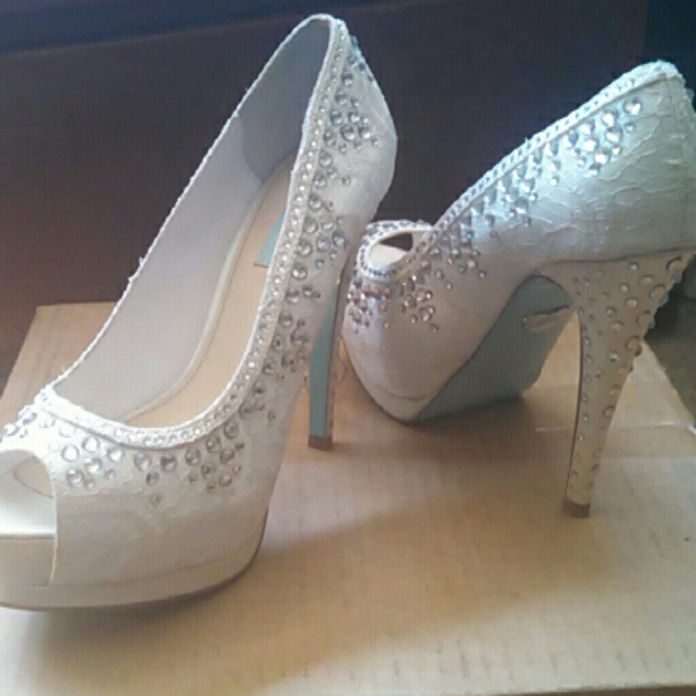 Betsy Johnson shoes. Blue collection