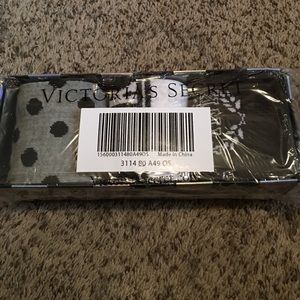 BNWT. Victoria's Secret 3 pk knee high socks