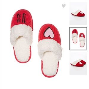 BNWT. Victoria's Secret embroidered cozy slippers