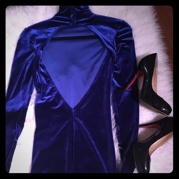 Velvet turtleneck Mini dress!