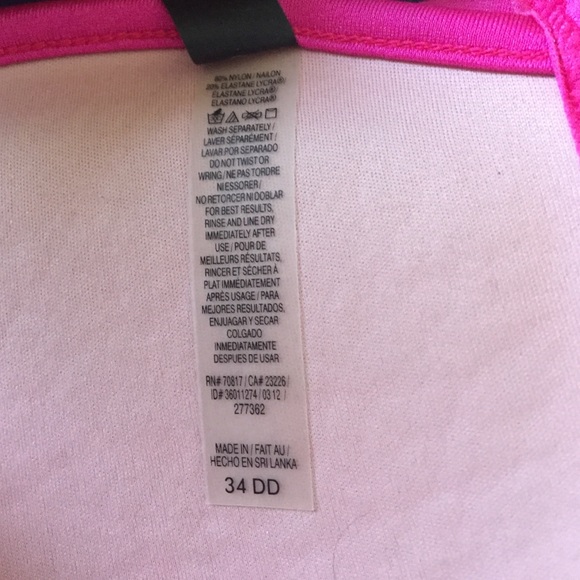 Bikini - Picture 3 of 3