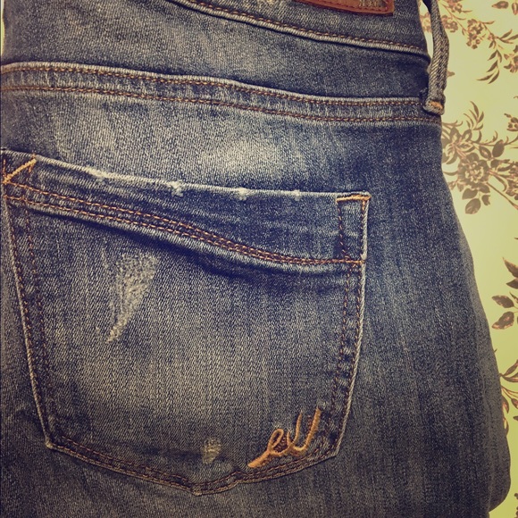 Express Size 8r super skinny mid-rise jeans