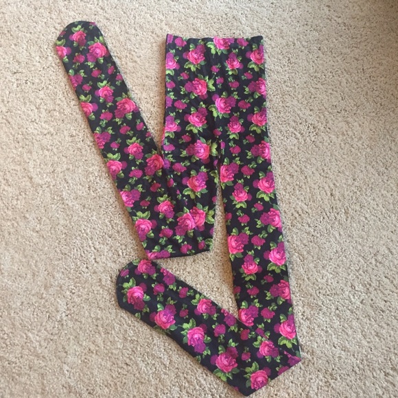 Betsey Johnson rose patterned floral tights