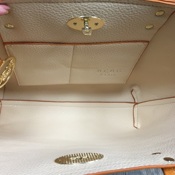 SALE Bcbg Large lock tote set 2 bags nwt handbag - Picture 4 of 8