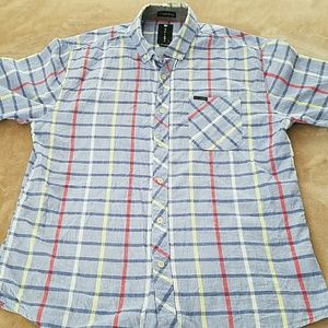 Men's billabong short sleeve button down szm