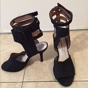 Jeffrey Campbell Skybox Black Ankle Strap Heels 👠
