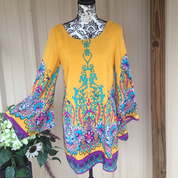 Fifth Culture Dresses & Skirts - Mustard & Plum Boho 5th Culture Bell Sleeve Dress