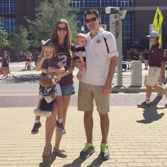 Meet your Posher, Lauren - Picture 1 of 1