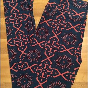 OS LULAROE EXCELLENT CONDITION