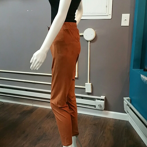 Pants - Picture 3 of 4