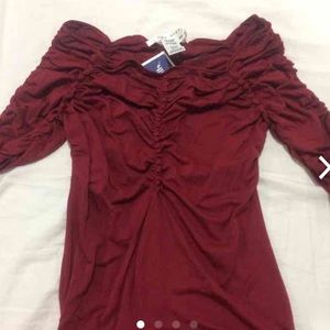 max studios RED OFF THE SHOULDER BRAND NEW WITHTAG