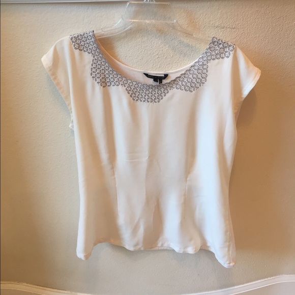 NIC+ZOE Embroidered Top - Picture 2 of 4