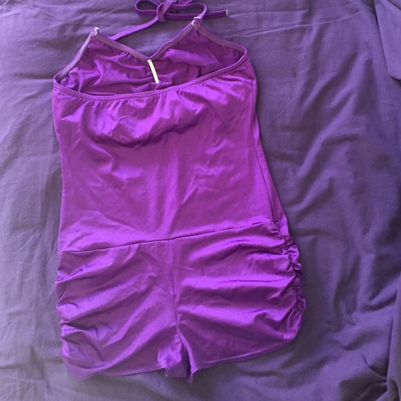 Leotard or bathing suit - Picture 2 of 2