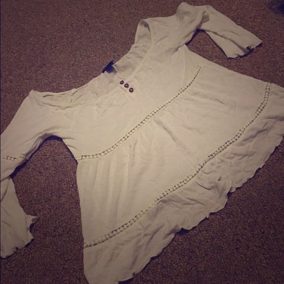 Long sleeve white shirt