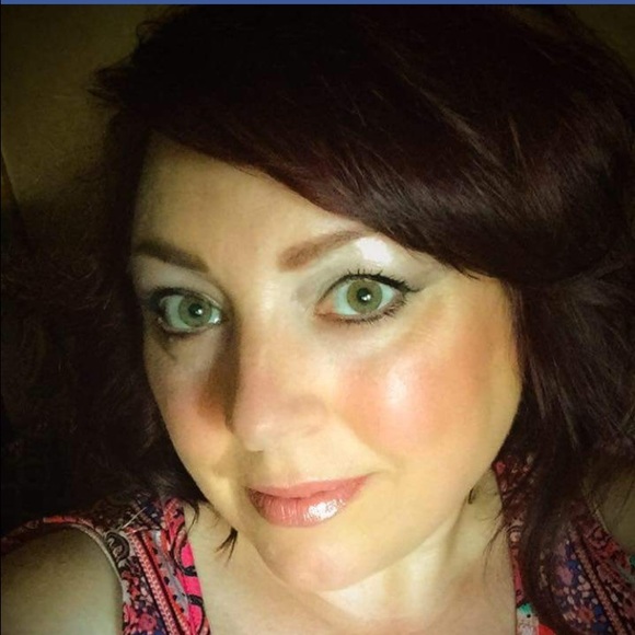 Meet your Posher, Tara