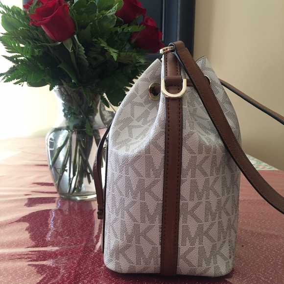 Michael Kors bag - Picture 4 of 4