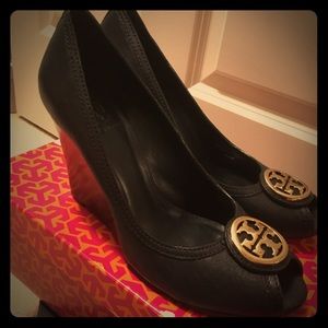 Platform shoes