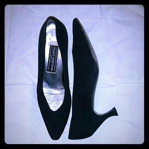 Stuart Weitzman Corniche heel
