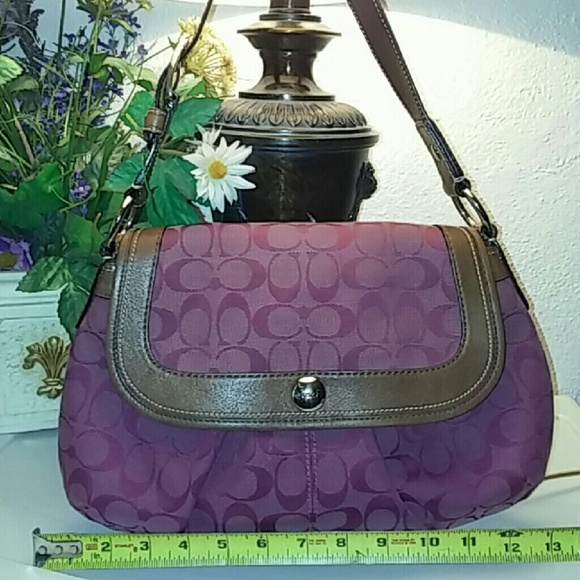 Coach beautiful burgundy