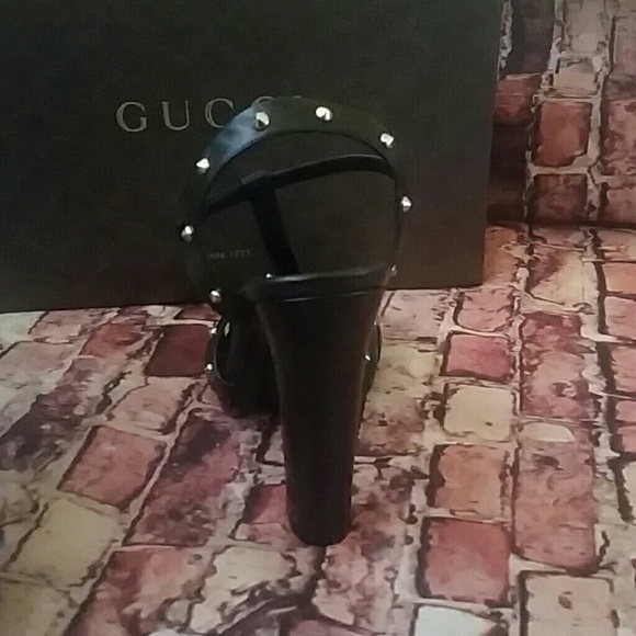 Gucci Melville Leather Studded T Strap Sandals - Picture 3 of 4
