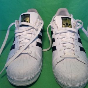 Adidas superstar