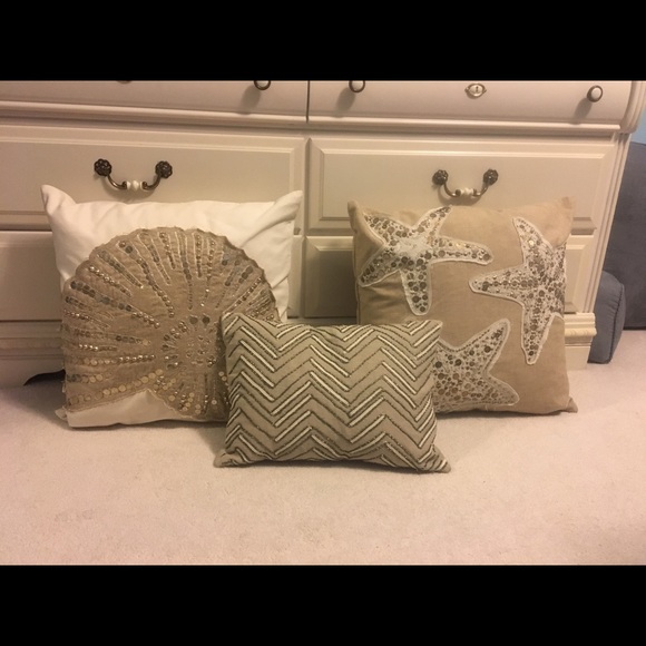 Pottery Barn Chevron Beaded Throw Pillow - Picture 4 of 4