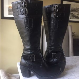 BOC Black Boots Sz 8 Manmade Upper & Balance