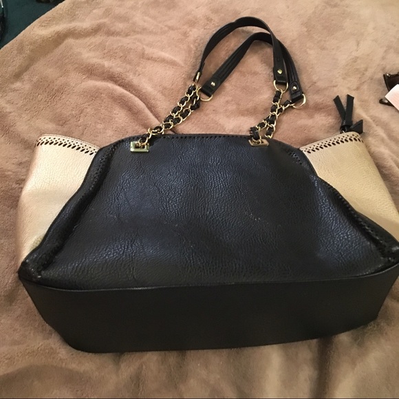 Handbag - Picture 2 of 4