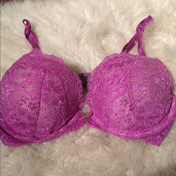 Victoria's Secret bombshell bra (lilac purple)