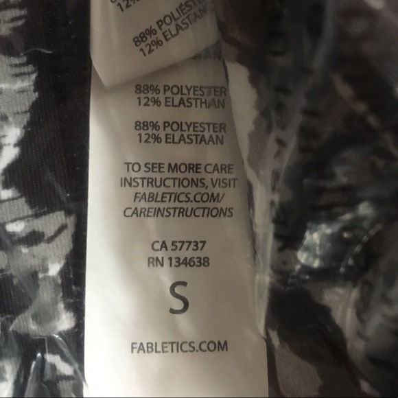 Fabletics Set Signature Collection Sandstorm - Picture 6 of 6