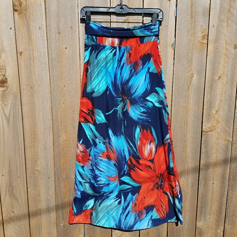 Maxi skirt