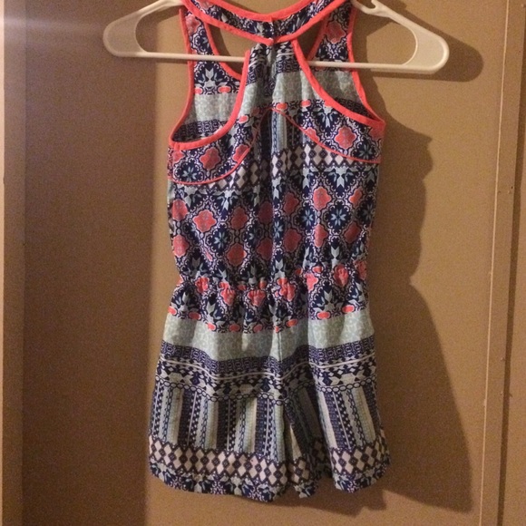 Colorful Pattern Romper - Picture 3 of 4