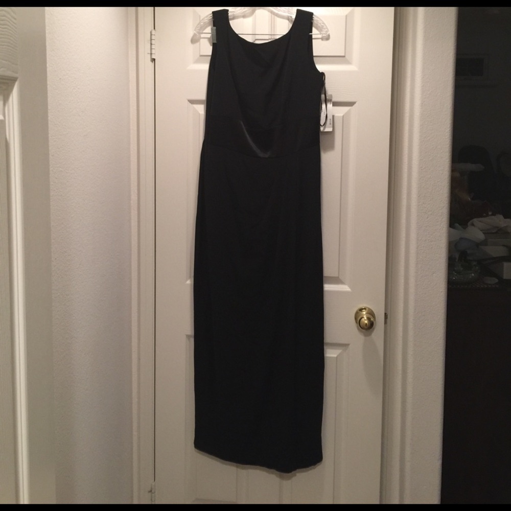 JONES OF NEW YORK MAXI DRESS WITH EMPIRE WAIST