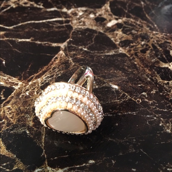 Ring - Picture 2 of 4