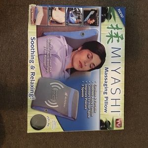 Massage pillow