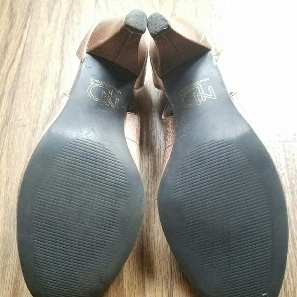 SHOE👠SALE👠Mary Jane style heels - Picture 3 of 3