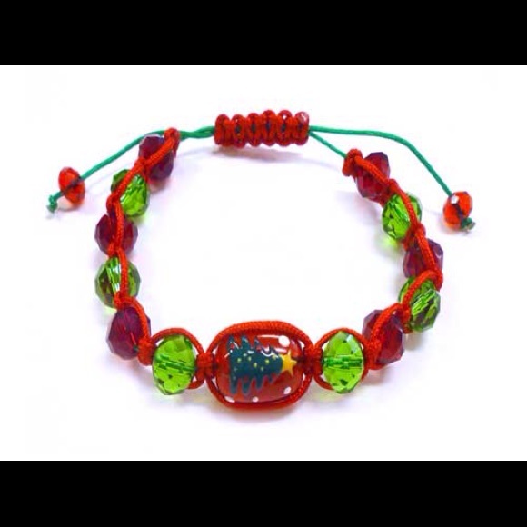 Jewelry - Hand painted Christmas tree bead bracelet.