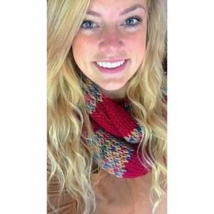 Meet your Posher, Hailey